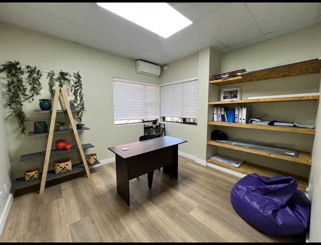 369M² OFFICE TO LET IN STRIJDOMPARK
